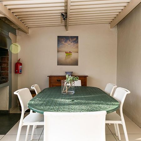 Langebaan Kite Cottages Екстер'єр фото